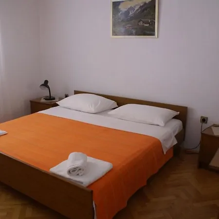 In Krk/insel Krk 14357 Apartament Krk Town